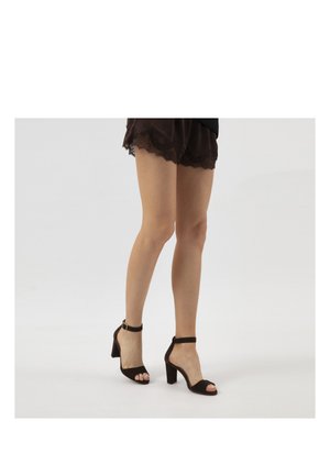 Wojas, SANDAŁY DAMSKIE - Sandali con tacco - brown