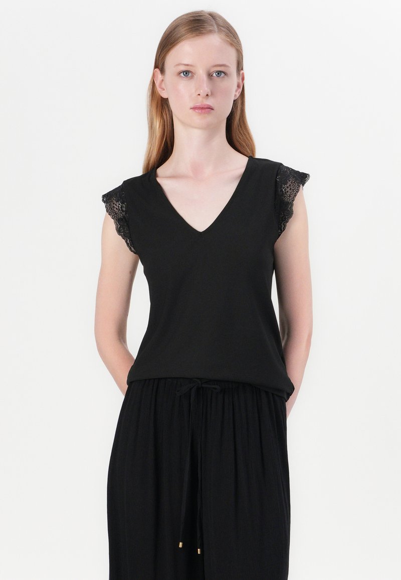 Vila Jurk Vimodala S/l Maxi Dress/su - Noos 14074850 Black Dames Maat