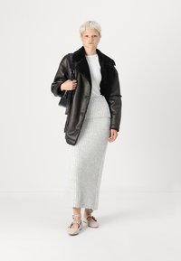 Gina Tricot FOLDED DOWN SKIRT - Maxi szoknya - grey