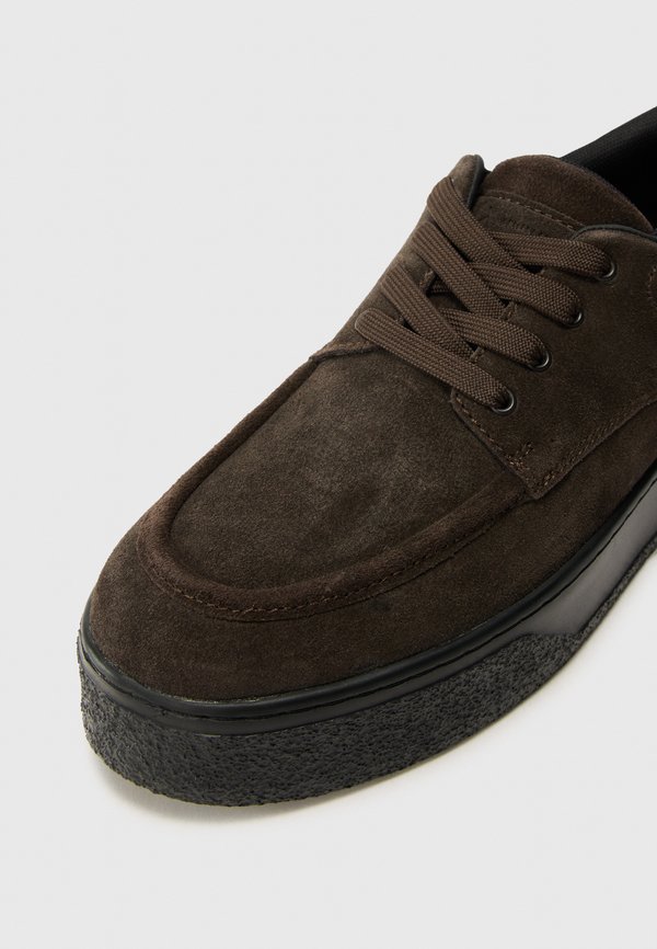 LIO - Trainers - chocolate4