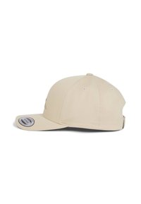 Beige kasket med en struktureret front, buet skygge og seks paneler. Har ventilerende øjer og en justerbar strop bagpå.