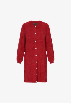 Rød strikket cardigan med et struktureret diamantmønster, lange ærmer og sølvknapper ned foran. Blødt materiale med en hyggelig pasform.