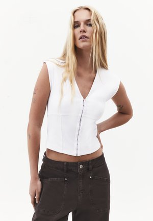 OXXO, OXXO V NECK SHORT SLEEVE T-SHIRT - Basic T-shirt - white