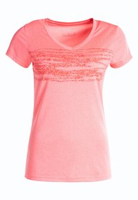 Camiseta de manga corta con escote en V en un brillante color rosa, con una textura suave y un llamativo patrón de rayas en un rosa ligeramente más oscuro.