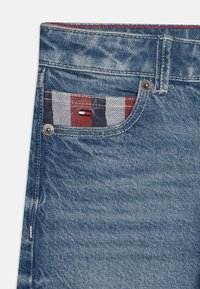 Tommy Hilfiger MODERN STRAIGHT SALT PEPPER - Vaqueros rectos - light blue