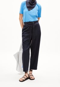 ARMEDANGELS Kalhoty - blue-grey