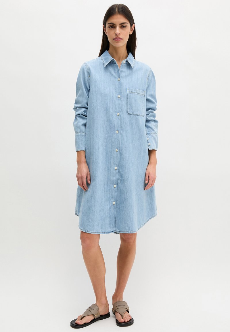 Marc O'Polo RELAXED FIT CHEST POCKET LONG SLEEVE - Denim dress - soft fluent light blue wash/blue denim - Zalando.ie Marc O'Polo RELAXED FIT CHEST POCKET LONG SLEEVE - Denim dress - soft fluent light blue wash/blue denim - Zalando.ie