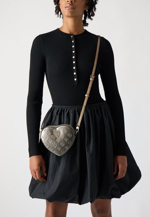 ARNELA MINI HEART BAG - Sac bandoulière - pewter