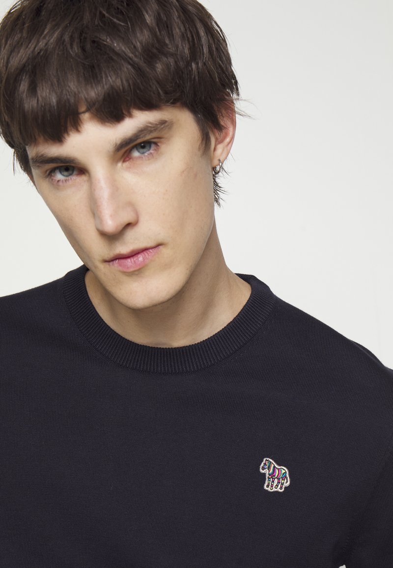 Herren T-shirts & Polos | PS Paul Smith CREW NECK Strickpullover dark blue/dunkelblau - TR95473 Herren T-shirts & Polos | PS Paul Smith CREW NECK Strickpullover dark blue/dunkelblau - TR95473