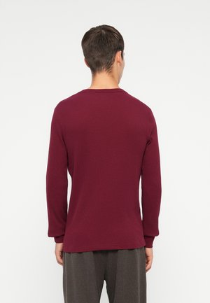 Pitkähihainen paita - red
