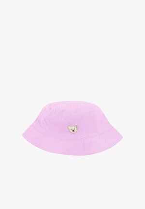 Sombrero tipo cubo color púrpura claro con un pequeño parche bordado con la cara de un oso centrado en la parte frontal.