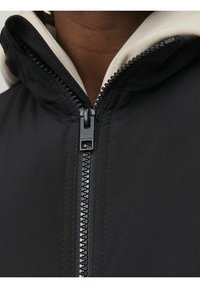 Jack & Jones Junior Strukirani kaput - black