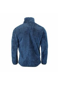 Sudadera de forro polar en azul oscuro, con un cuello alto y mangas largas. Material suave y texturizado con un corte holgado y sin cierres visibles.
