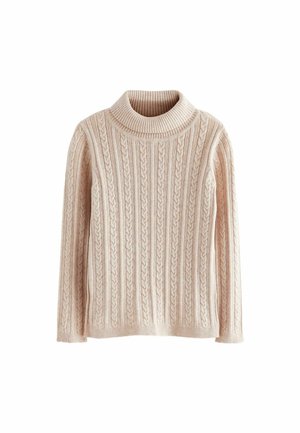 Beige kabelgebreide trui met lange mouwen en een geribde coltrui, weergegeven op een witte achtergrond.