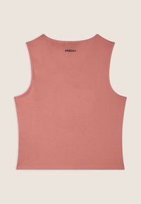 Top corto sin mangas en rosa empolvado con amplias sisas y logotipo de FREDDY centrado cerca del escote en la parte superior de la espalda.