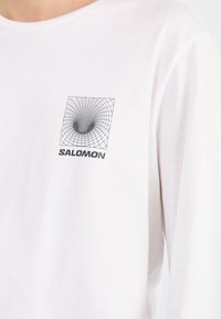Salomon DIGITAL SWAMP TEE UNISEX - Μπλούζα με μακριά μανίκια - white