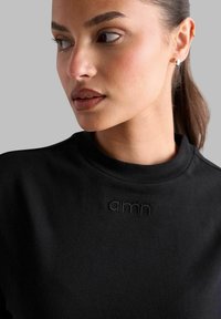 aim’n® BOYFRIEND - Paprasti marškinėliai - black