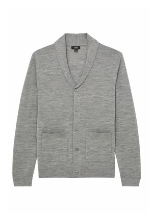 Cardigan gri cu guler tip șal, închidere cu cinci nasturi și două buzunare frontale, fabricat dintr-un material tricotat moale și texturat.