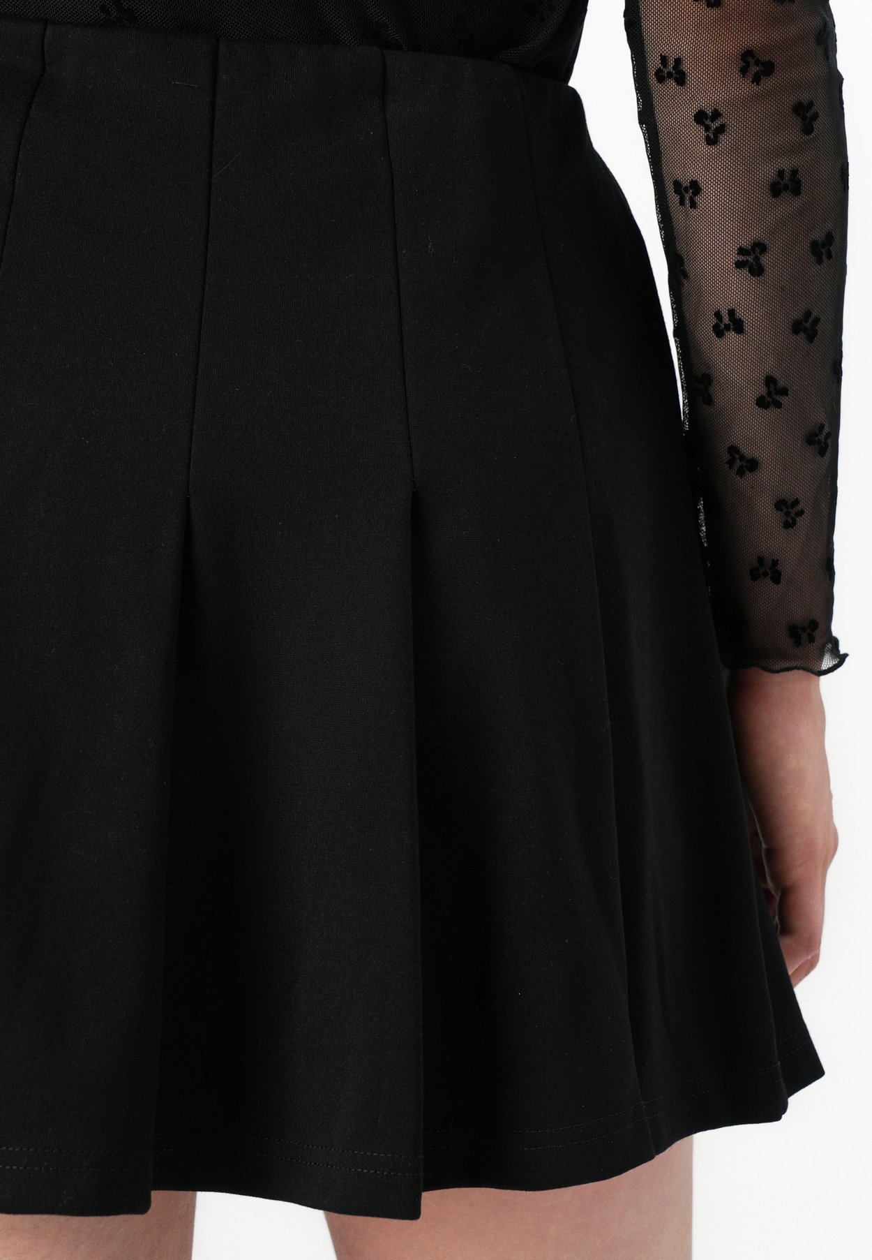 ONLFILLA PLEATED SKIRT