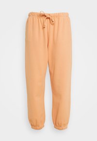 Kijelölve, garment dye