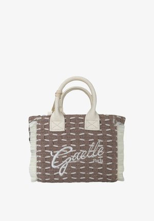 Borsa tote intrecciata marrone con cuciture bianche, manici in tessuto bianco, lati con frange e "Gaelle Paris" ricamato sul davanti.
