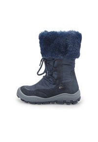 Námornícka modrá zimná čižma s hrubým kožušinovým lemom, šnurovaním vpredu, zosilnenou špičkou a textúrovanou šedou podrážkou pre vonkajšie trakciu.