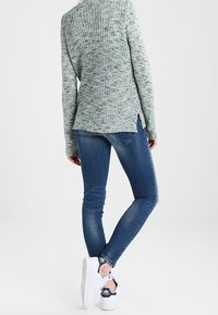 Object Pullover - light green