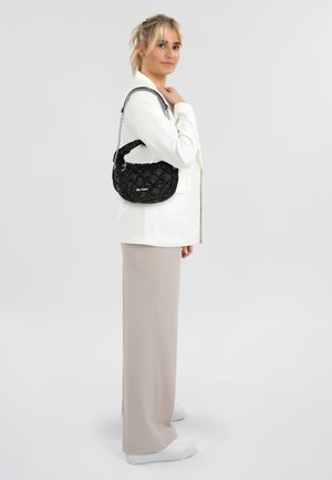 Juicy Couture Plus Bolso de mano - black