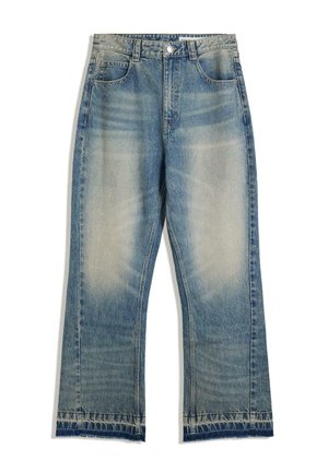 Light blue denim jeans with a relaxed fit, featuring a faded finish, five pockets, and a frayed hem. The fabric has a smooth texture.