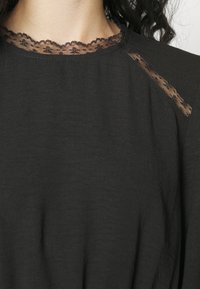 JDY Petite Φόρεμα ημέρας - black