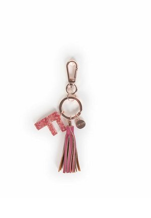 Portachiavi con una glitter rosa a forma di 'T', un pon-pon in pelle rosa con dettagli dorati, e un gancio e anello in metallo rosa dorato.