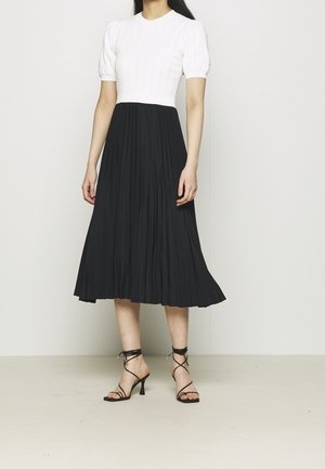 Freizeitkleid - off-white