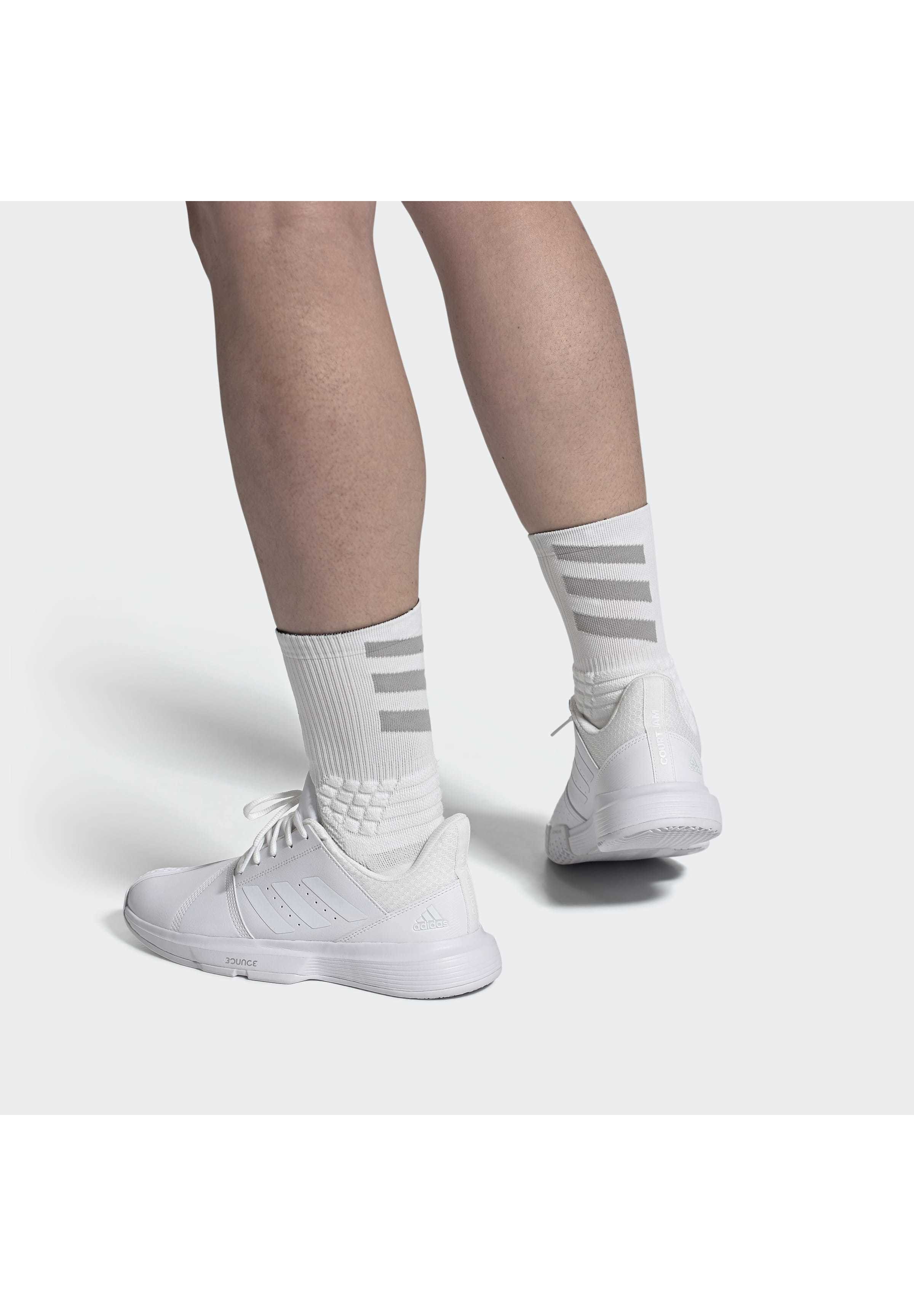 adidas Performance COURTJAM BOUNCE MULTICOURT LEATHER TENNIS adidas Performance COURTJAM BOUNCE Multicourt Tennisschuh