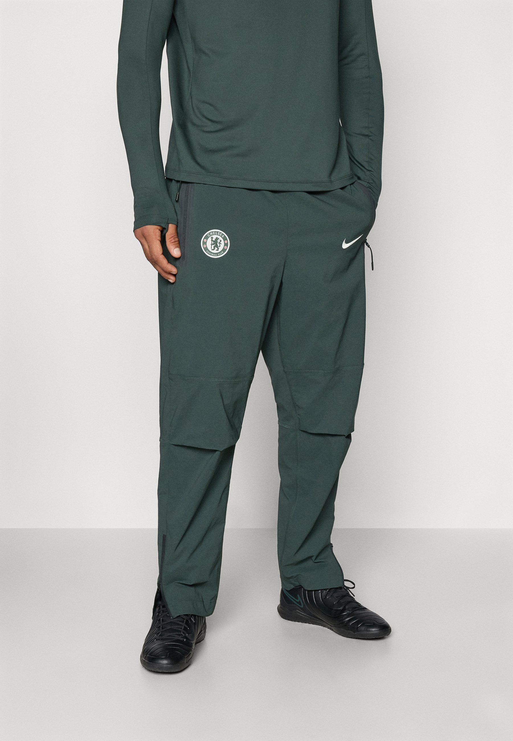 chelsea fc tech pack pants