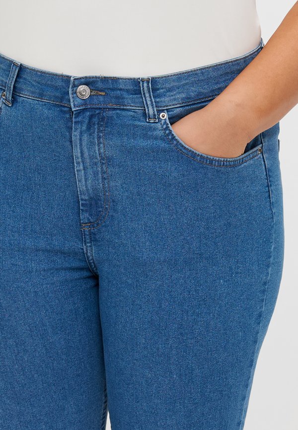 CARHUSH MID WAIST  - Flared Jeans2