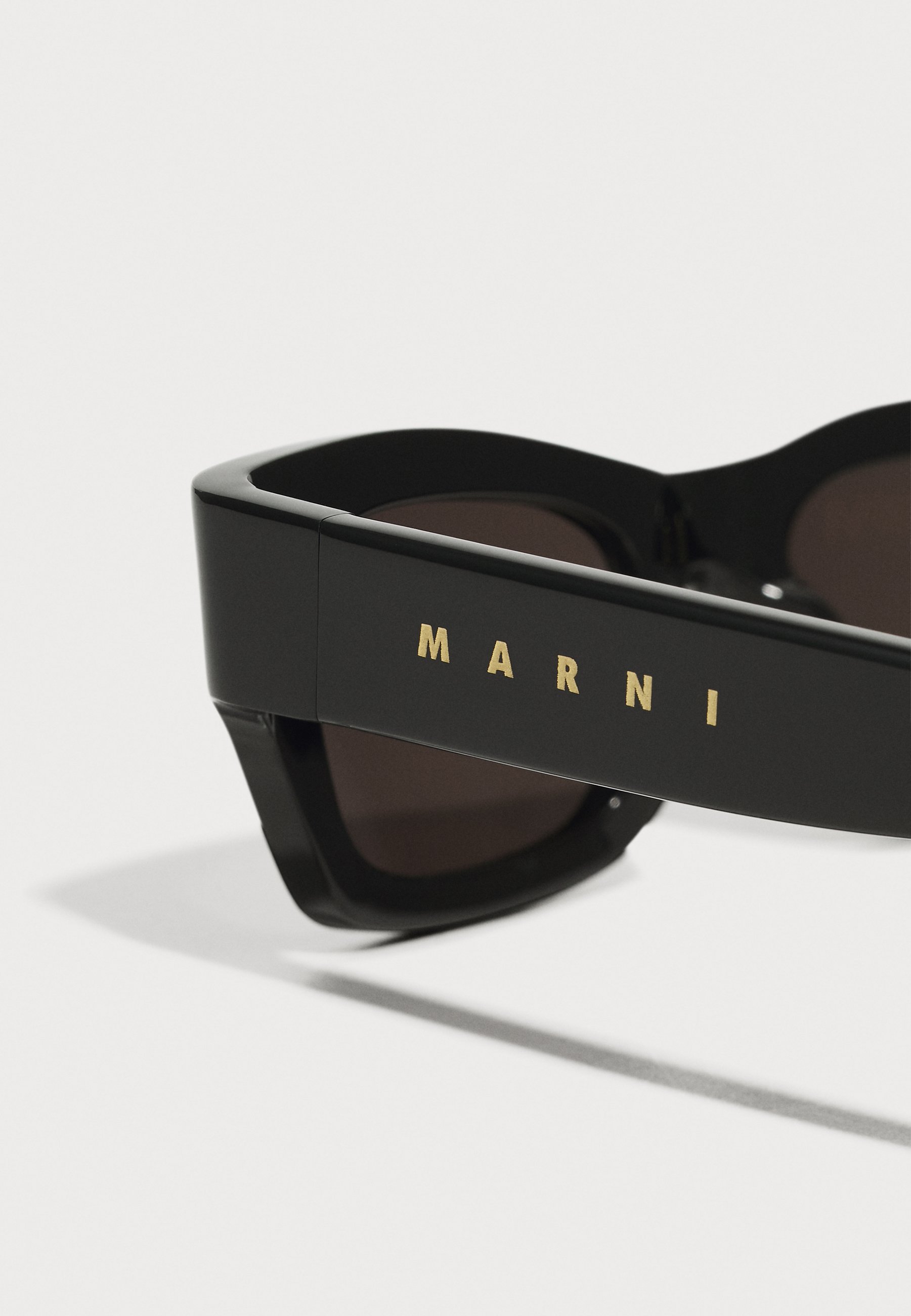 Marni HAICLI UNISEX - Sunglasses - black - Zalando.co.uk