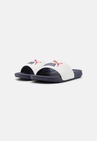 Puma COOL CAT 2.0 UNISEX - Strandpapucsok és -szandálok - white/navy/for all time red