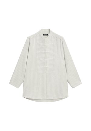 Lichtgrijs shirt met lange mouwen en een mandarinnekraag, voorzien van verticale spijkerstrepen, knoopdetails aan de voorkant en een afgeronde zoom.