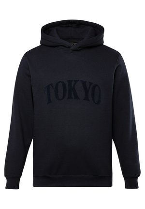 Donkerblauwe hoodie van zacht materiaal, met een grote, tonale "TOKYO" print op de borst, geribbelde manchetten en een capuchon met trekkoord.