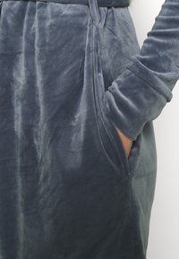 Hunkemöller ROBE SHORT - Roupão - folkstone grey