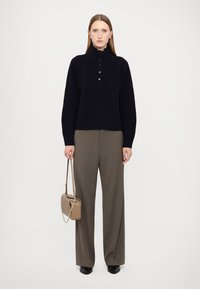 Filippa K BUTTONED COLLAR  - Jersey de punto - navy