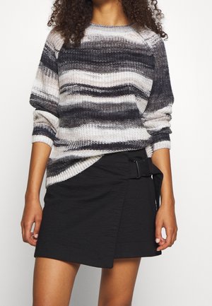 Sweter