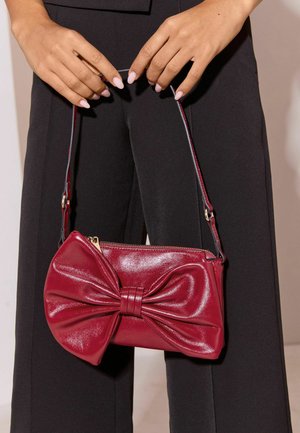 Lipsy, BOW SHOULDER BAG - Handtasche - red