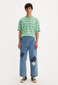 Levi's® Skateboarding - SKATE CROP CARPENTER - Jeans Relaxed Fit - pushing daisies Thumbnail-Bild 1