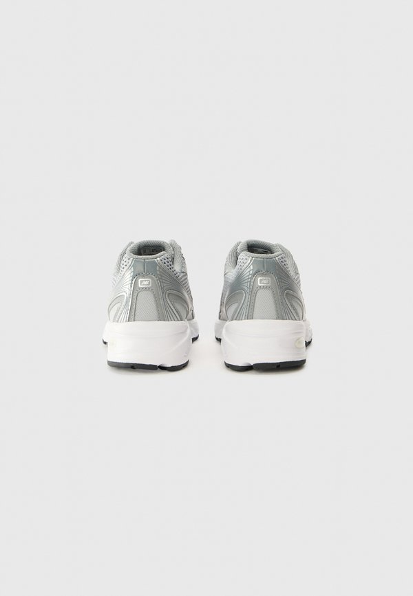 GR740 UNISEX - Trainers - raincloud4