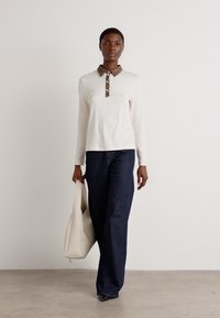 Marc Cain Langarmshirt - bright ecru