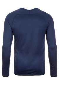 Maglietta a maniche lunghe blu navale realizzata in tessuto morbido, con scollatura a girocollo e design aderente. Tessuto uniforme senza motivi visibili.