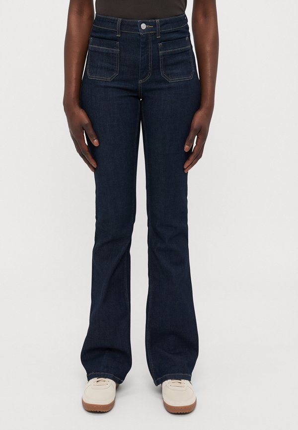 ONLWAUW POCKET - Flared Jeans