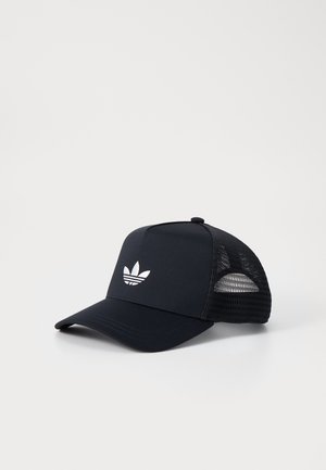Schwarze Mesh-Baseballkappe mit gebogenem Schirm und weißem Adidas-Trefoil-Logo auf der Vorderseite, gezeigt auf hellem einfarbigem Hintergrund.