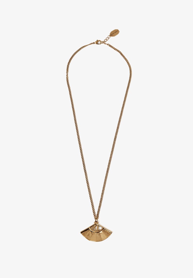Collier chaîne en or avec un pendentif en forme d'éventail présentant un motif géométrique découpé et un fermoir avec extension de chaîne réglable.